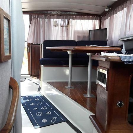 Waterfront 32' Bayliner Yacht Otel Providence Dış mekan fotoğraf